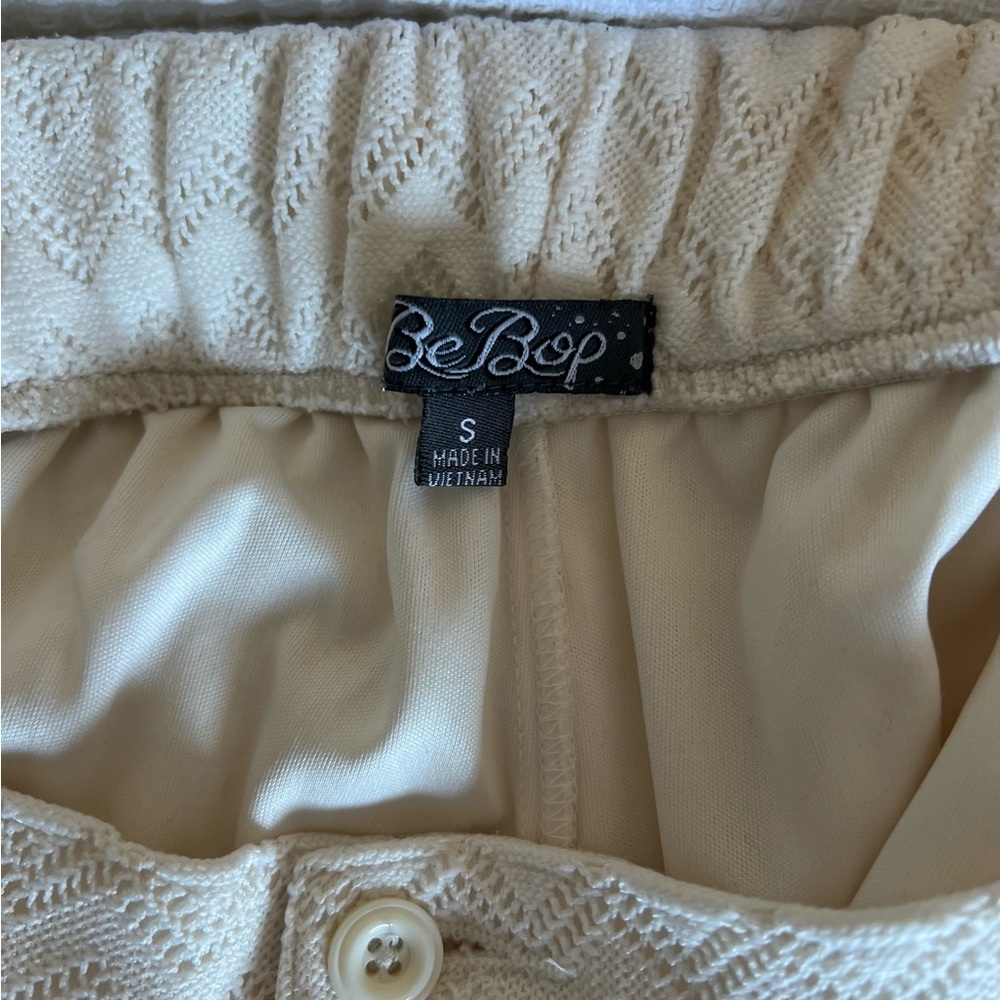 Pattern Knit Shorts - Picture 3 of 3